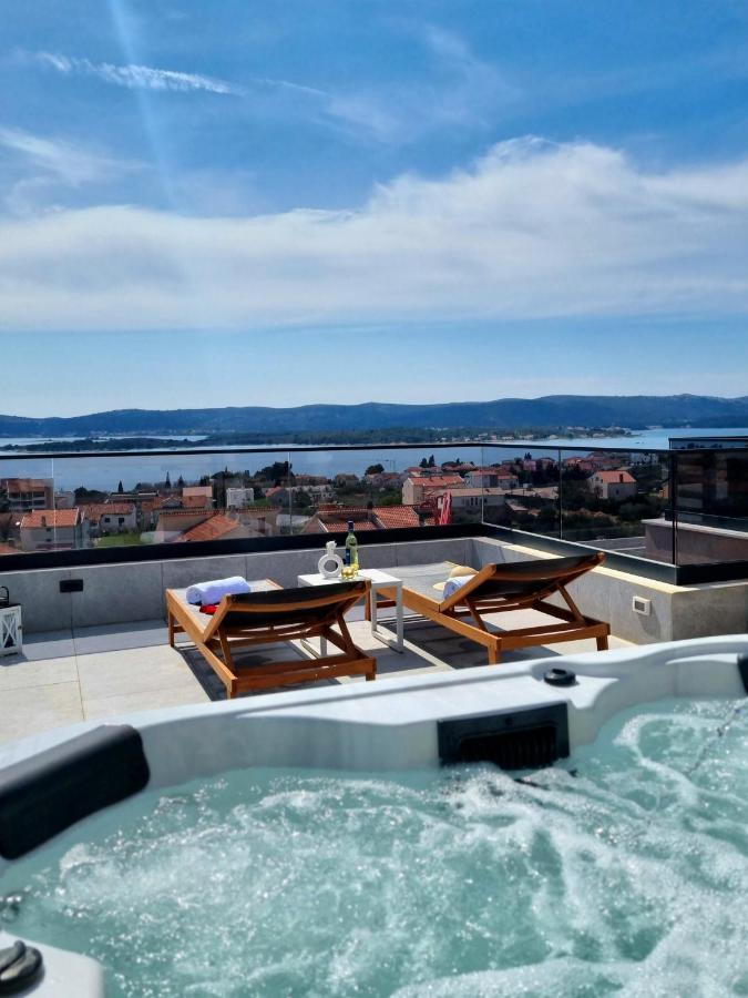 Appartement Seaview à Sveti Filip i Jakov Extérieur photo